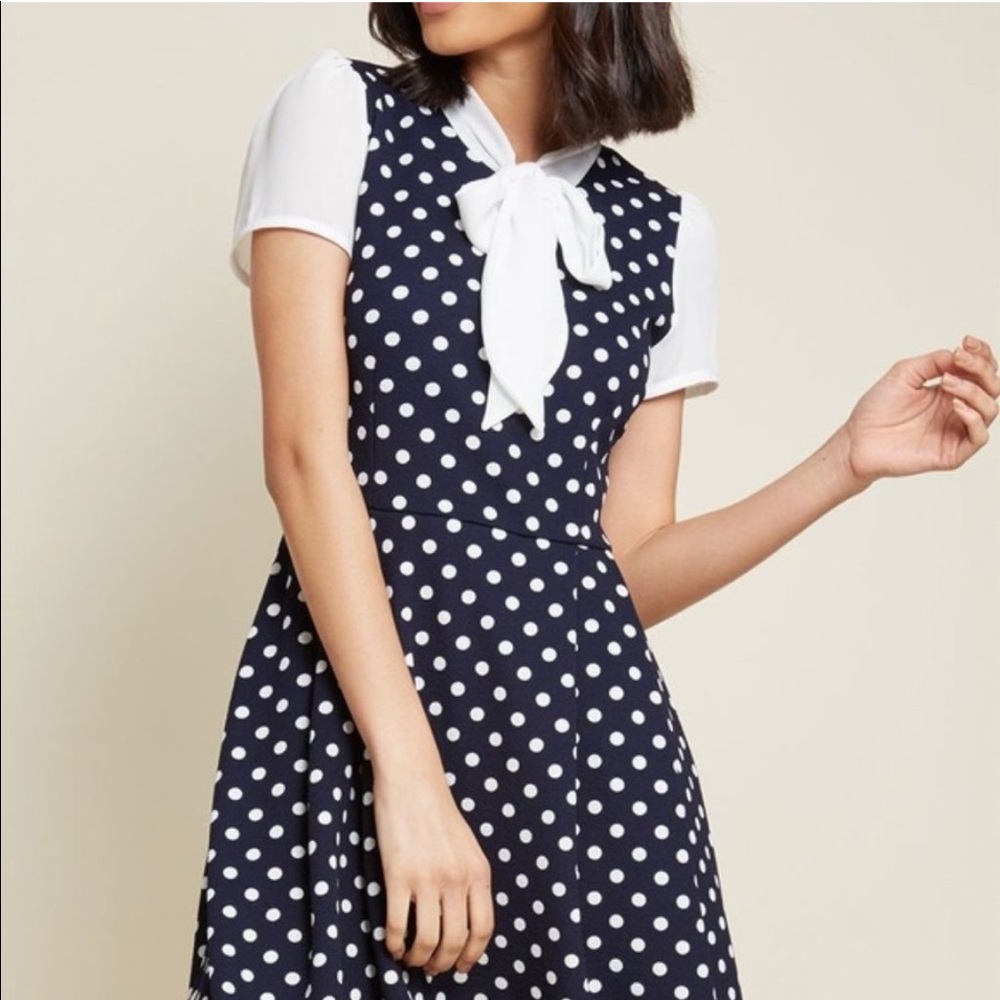 Modcloth/Smak Parlour/Unique Vintage Navy and White Polka Dot Pussybow Dress 2X